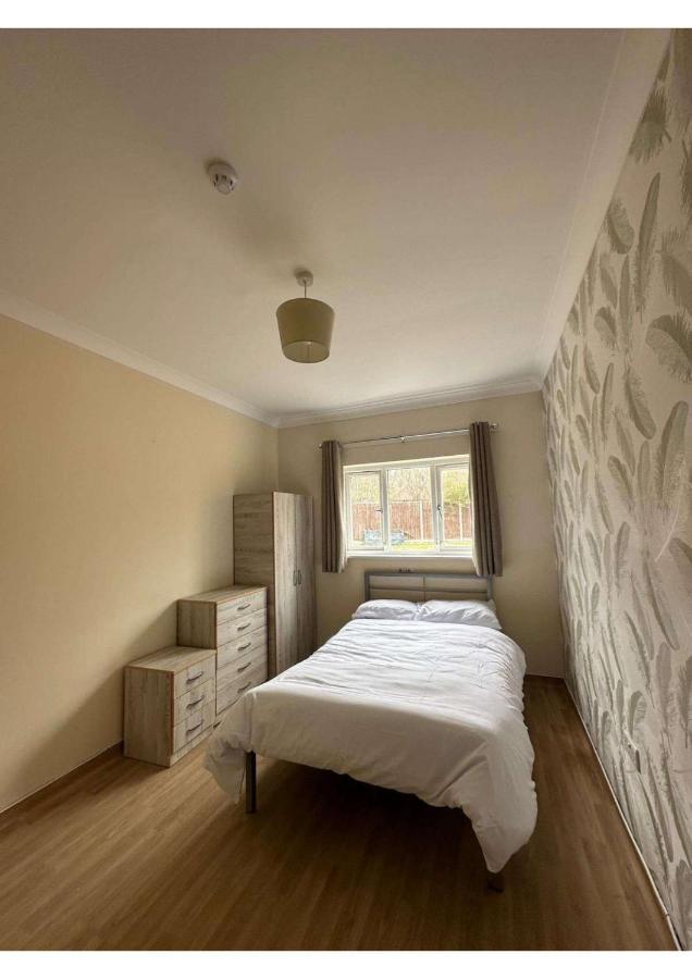 En-Suites Rooms In Northampton Moulton  外观 照片